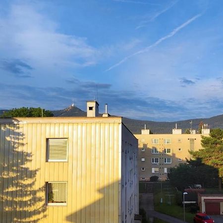 Апартаменты Apartman Pod Jestedem Либерц Экстерьер фото